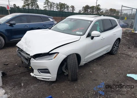 2020 Volvo Xc60 T5 Inscription z USA, uszkodzony, nr VIN YV4102RL9L1559751